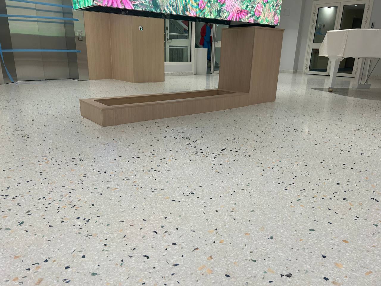 Floor waxing at a children’s hospital in Tallinn