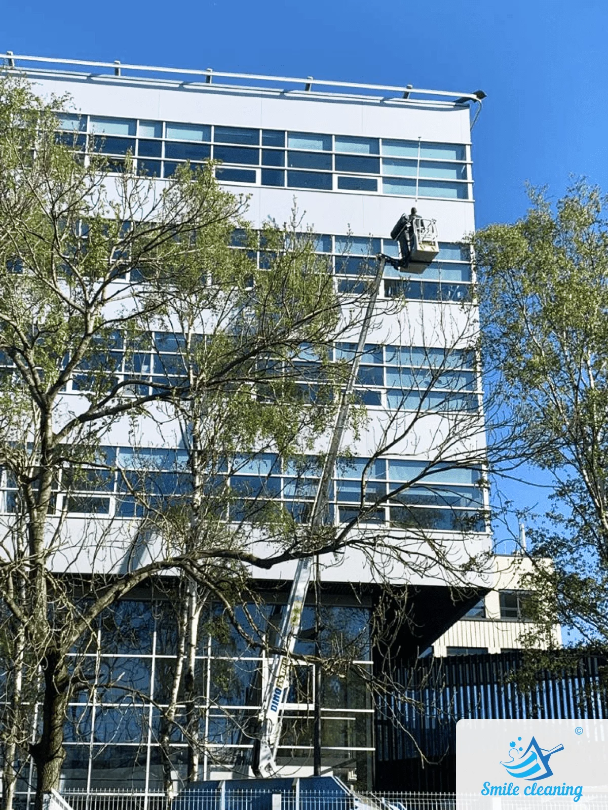 High-rise window cleaning